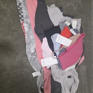NWT/NWOT Lululemon, WF, Calia, Hollister!!